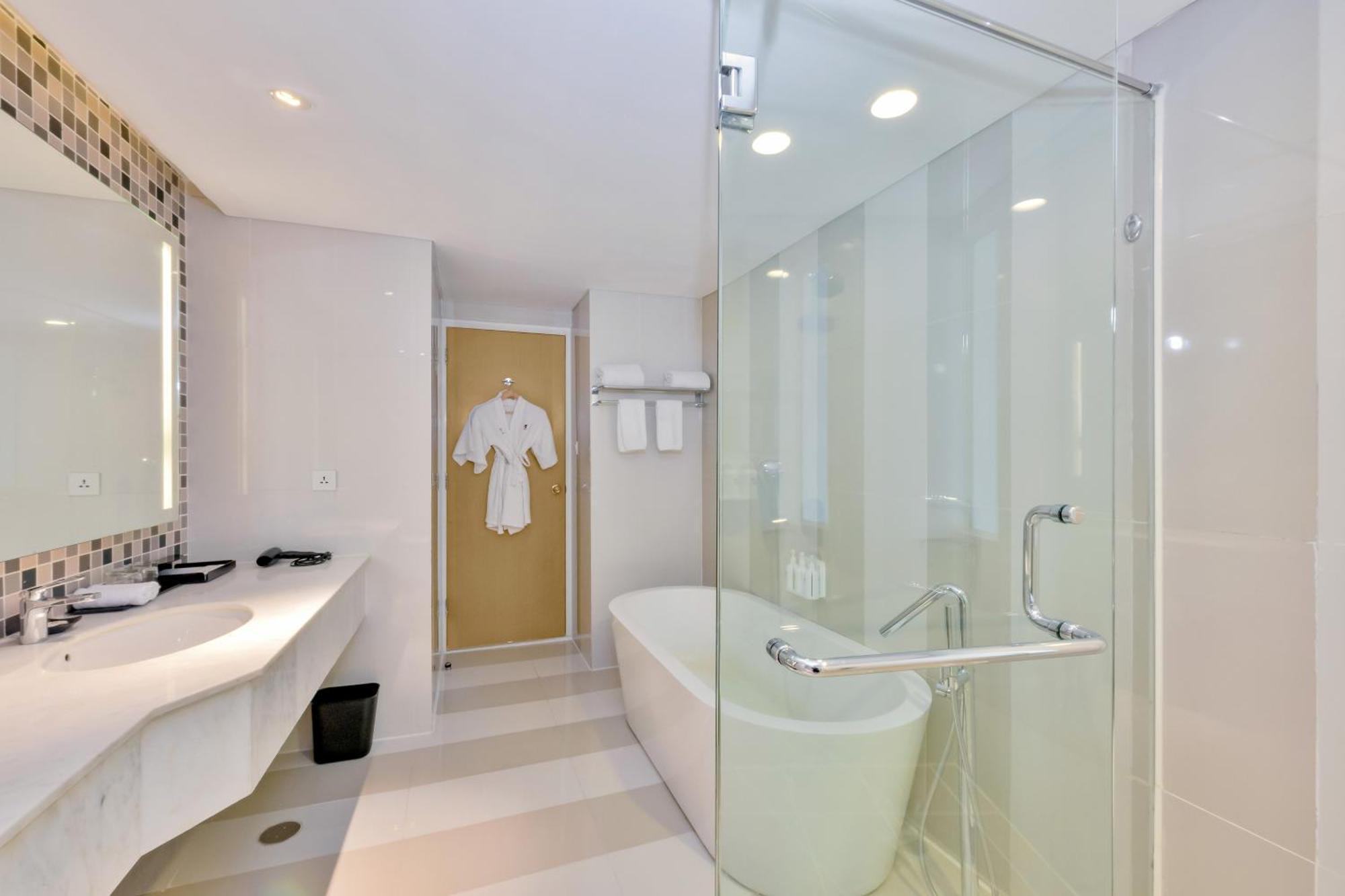 Hotel Ciputra Managed By Swiss-belhotel International 4*